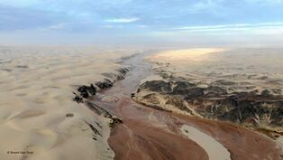 Dramatic images of the Hoaruseb river in full flood